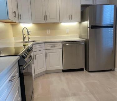 Jupiter House | Coastal Townhome in Jupiter 1 mile to beach!