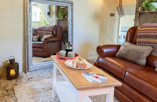 Instow House | Cobble Cottage