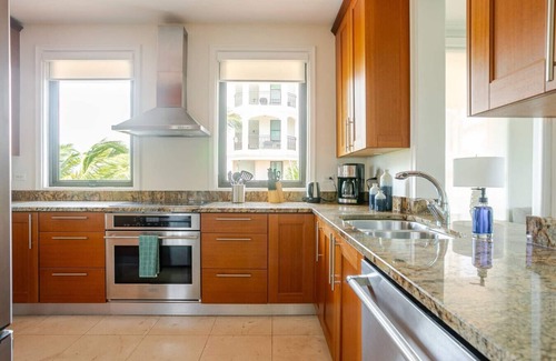 Zarzal Condo | Coco Beach Grand Reserve Condo/Steps from Beach