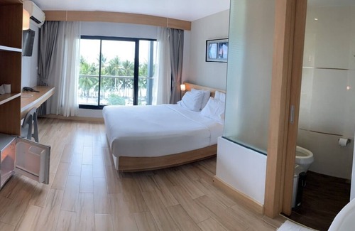 Ban Bang Saen Hotel | Coco Beach Resort Bangsaen