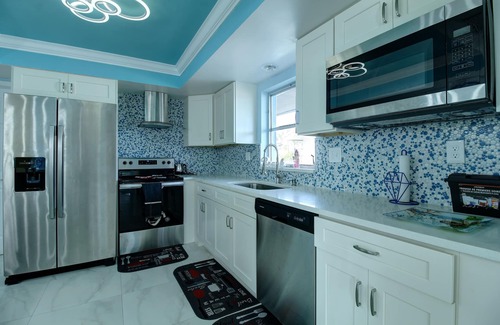 Cocoa Isles Villa | Cocoa Beach canal front heated pool villa