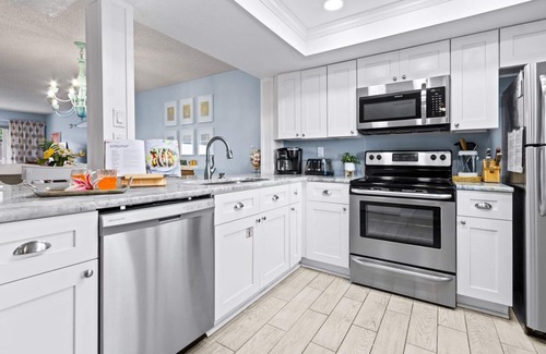 Cocoa Beach Condo | Cocoa Beach Oceanfront | Sunrise Views, Heated Pool & BBQ Grill | Walk to Downtown