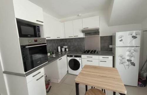 Salses-le-Chateau Apartment | Cocon lumineux avec cour privée