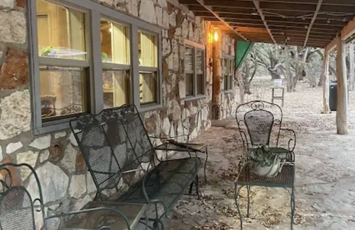 Mountain Home House | Cocono Cottage on Johnson creek