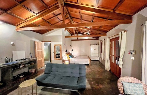 Candos Cabin | Coconut Lodge/Inside and Outside shower, infinity pool