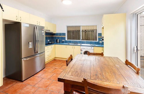 Scarness Apartment | Coconut Palms Apartment with 2 Bedrooms - CoastHM