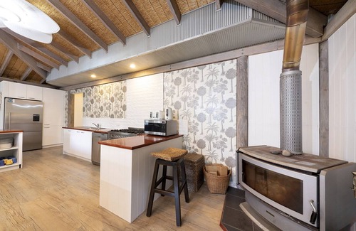 Smiths Lake House | Coconuts is a tropical beach shack, 150mtrs to the crystal shores of Smiths lake