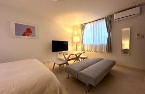 Fukuyama Apartment | COCOSTAY 福山駅前 4人まで同額 レスタウロアバンティ JR福山駅から徒歩7分の移動に超便利な好立地 Great location 7min walk from JR sta