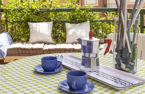 Porticato Apartment | Coffeè Flip - Les Roches Noires