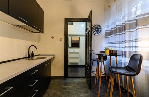 Brasov City Centre Apartment | Colins Place