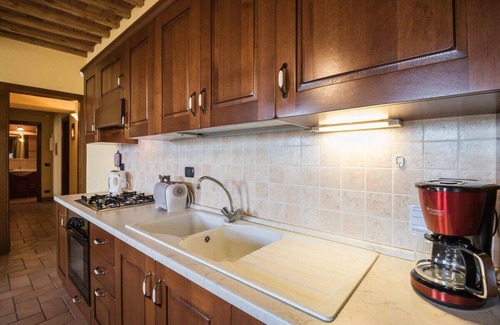 Cascine-La Croce Apartment | Colomba, apartment with pool, A/C, WiFi. Lucca