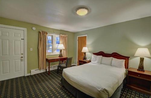Brattleboro Hotel | Colonial Motel and Spa