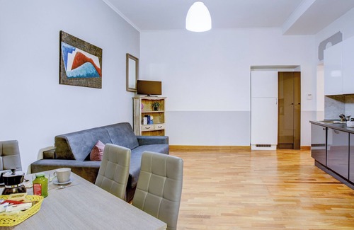 Celio Apartment | Colosseo Families and Groups 2BDR | Home and More