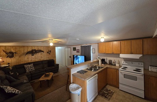 Hornbeak House | Come and relax at the Refuge at beautiful Reelfoot Lake!