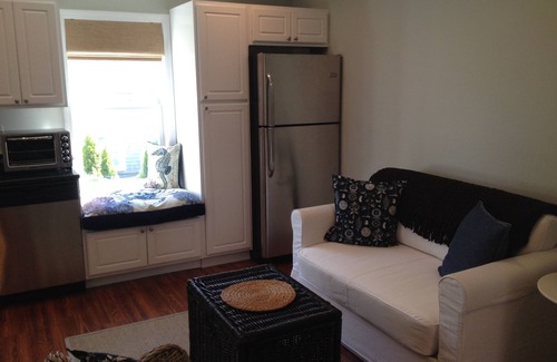 Rockport Cottage | Come home to Rockport!