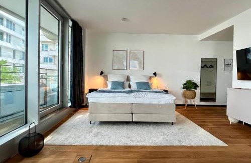 Strandkai Apartment | Come2Stay Hafencity - Marco Polo Tower