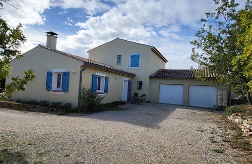 Viens Villa | Comfort and privacy in the Luberon
