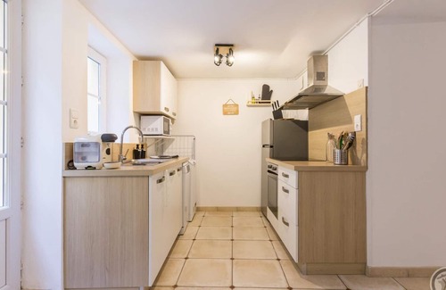 Carentan Cottage | Comfort in Carentan: Family house near the port