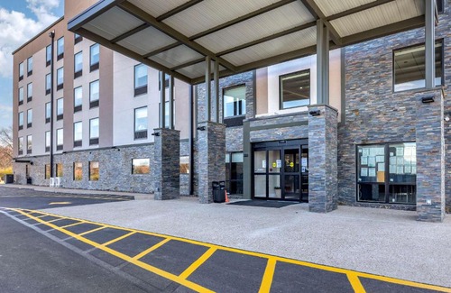 Sunset Hills Hotel | Comfort Suites St Louis - Sunset Hills