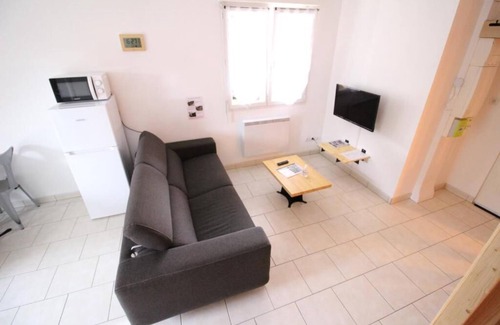 Giffaumont-Champaubert Apartment | Comfortable T1 apartment at Lac du Der