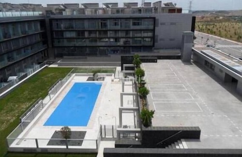 Villa de Vallecas Apartment | Comfortable apartment 2 bedrooms 2 bathrooms with garage and pool