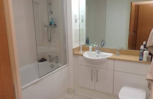 Hackney Apartment | Comfortable, convenient flat in heart of Dalston