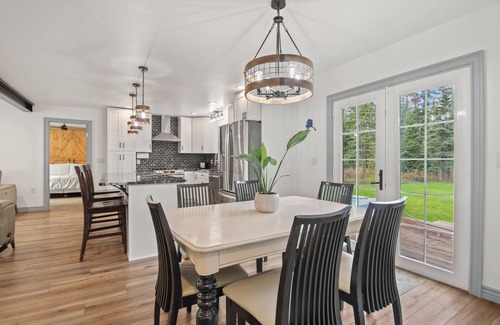 Deltana House | Comfortable Cottage with hot tub in Delta Junction, AK