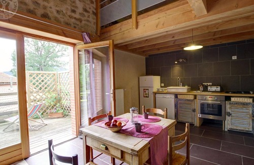 Saint-Romain-d'Urfe Cottage | Comfortable cottages for 10 ppl with garden, terrace, and modern amenities