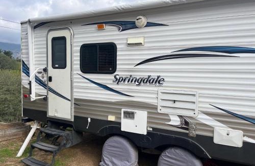 Bodfish House | Comfortable Guest RV With EV charger Semi Rural Area