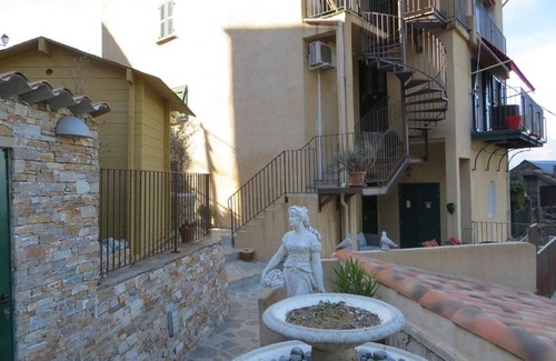 Mazzola Apartment | Comfortable holiday home with shared sauna