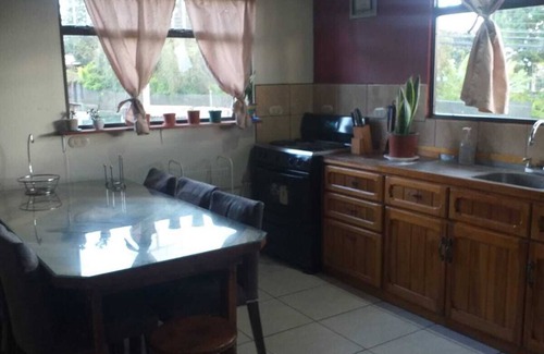 Roble House | Comfortable home on beautiful property close to San Jose