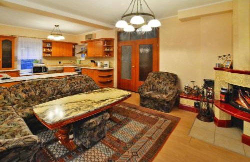 Insko House | Comfortable house by the lake, Insko