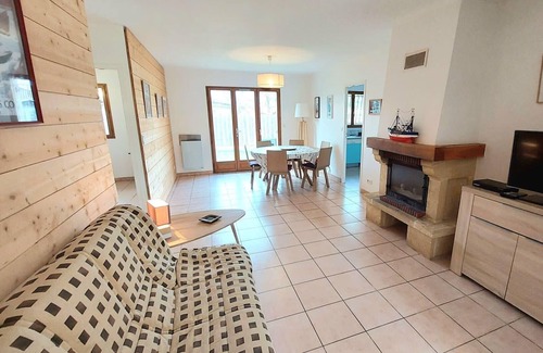 Audenge House | Comfortable House With Nice Garden In Audenge