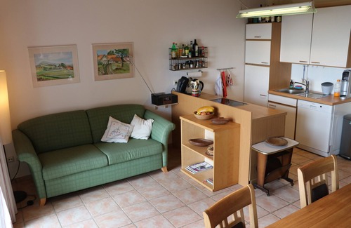 Steinberg House | Comfortable vacation home - super south-facing location & view, quiet, nature