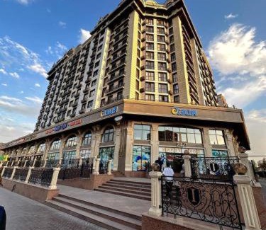 Sverdlov District Apartment | Comfy apartment in Elite House, Heart of the city.