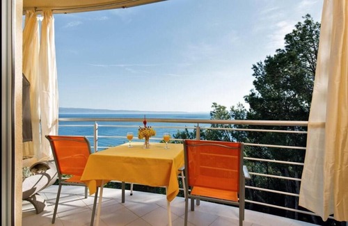 Stobrec Apartment | Comfy Beach Apartments with its own balcony