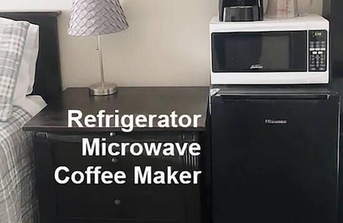 Alegre Community House | Comfy Suite Near ASU, Extra Clean and Private!