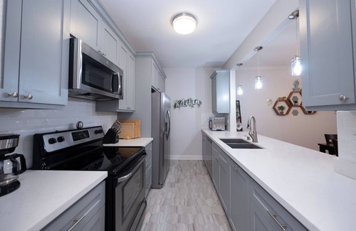 Astrodome House | Comfy Texas Medical Center Retreat