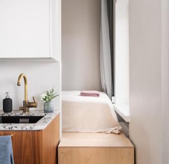 Alppiharju Apartment | Comfy Top Floor Studio Apt in Centre of Helsinki