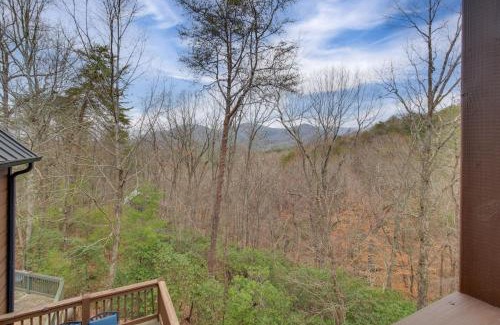Walnut Mountain House | Community Perks Mtn-View Ellijay Cabin with Hot Tub