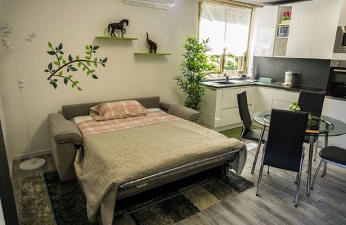 Como Apartment | Como- Happy Oasis Apartment