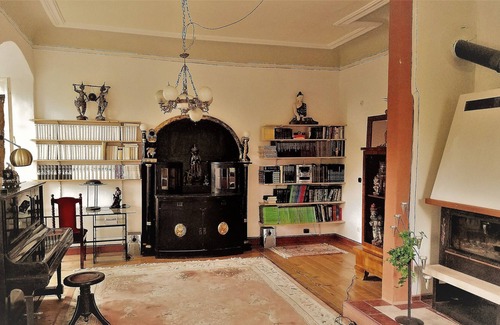 Lohrbach Other | Companies of up to 12 people in the moated castle