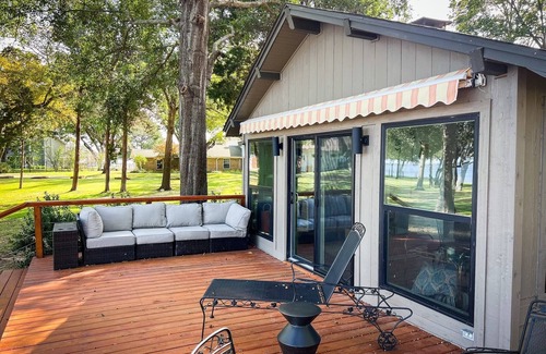 Tool House | Completely Renovated Open Waterfront Sunrise View Midcentury-Modern Private Home