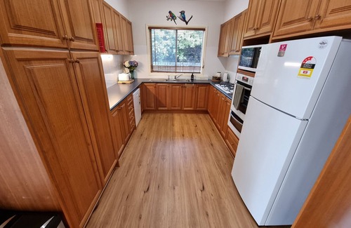 Horsham House | Compton Manor Horsham