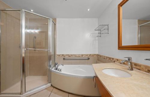 Puerta de Tierra Hotel | Condado Lagoon by Otium