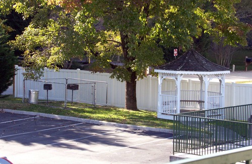 Pigeon Forge Condo | CONDO, 1 Block to Parkway, PRIVATE WiFi , POOL, King Bed, WALK to ISLAND