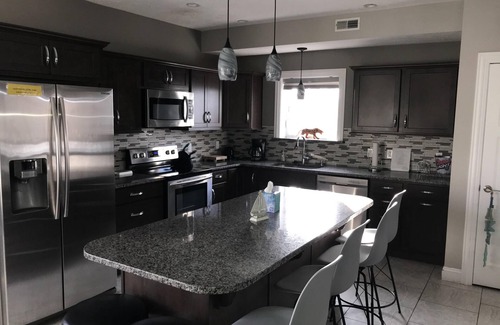 Geneva-on-the-Lake Condo | Condo at Lake Erie Vista, Unit 201 - Private Beach, Balcony, Pool