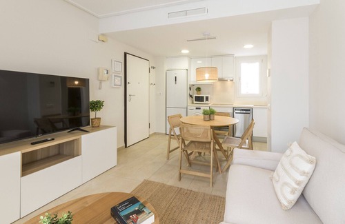 Grao de Gandia Apartment | Condo decorated in modern style, with wifi.