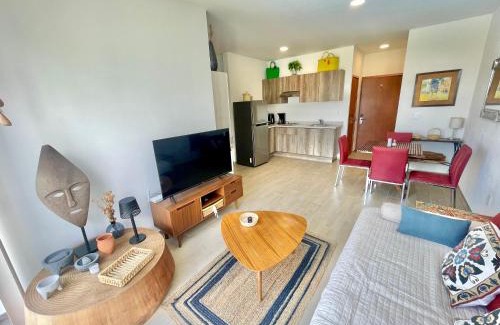 Chantepec Apartment | Condo PH Lago Luna, Chante