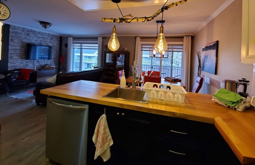 Beauce-Sartigan Regional County Municipality Apartment | Condo tranquille et confortable pour 2 à 4 personnes - Quiet and cozy condo